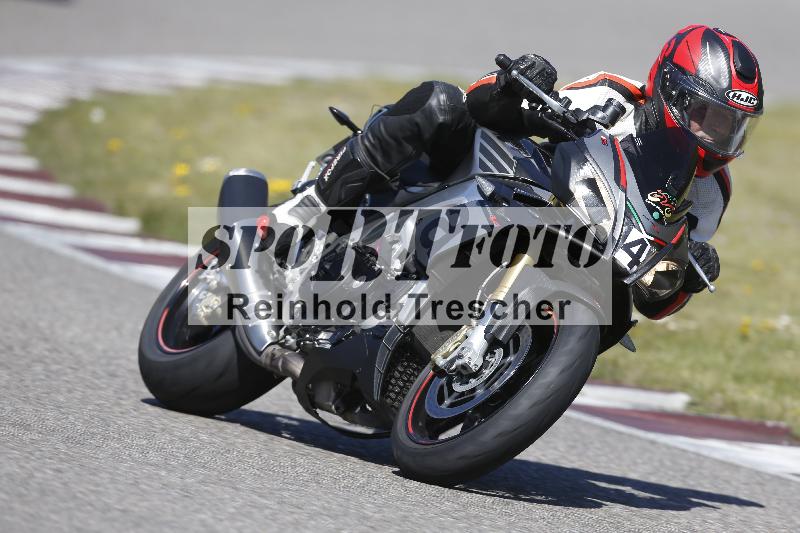 /05 07.04.2026 Cornu Master School ADR/Gruppe gruen/4